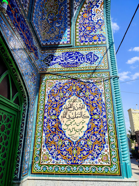 کاشی سنتی مسجد و محراب و هفت رنگ در شیراز